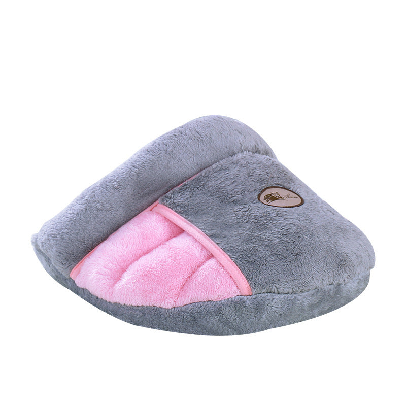 Warm Slippers Cuddler Cat Bed – Cozy and Plush Sleeping Nest