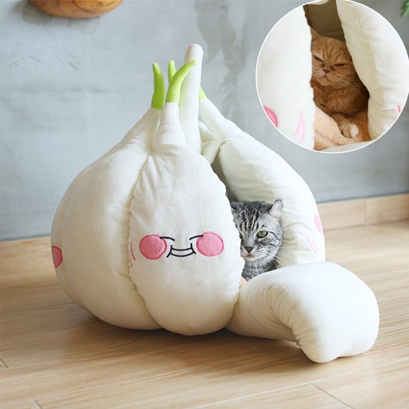 Plush Cat Tent Bed – Soft, Cozy, and Stylish Sleeping Space