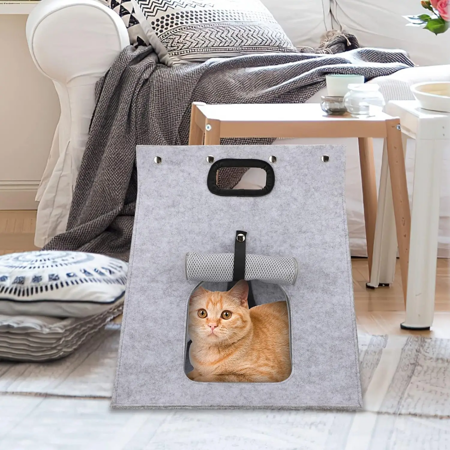 Portable Felt Kitten Condo – Stylish and Lightweight Cat Haven