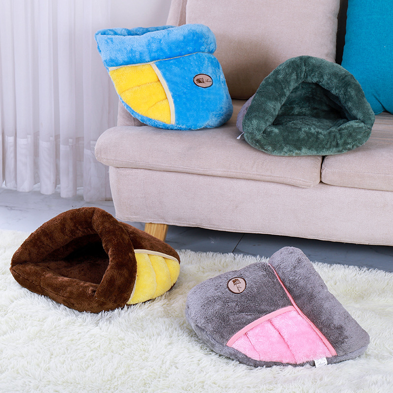 Warm Slippers Cuddler Cat Bed – Cozy and Plush Sleeping Nest